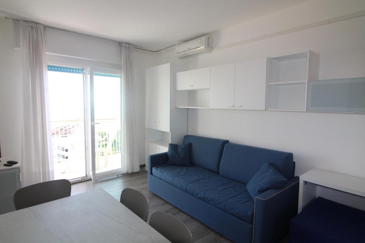 Appartamenti Puerto Do Sol Lignano Sabbiadoro Luaran gambar
