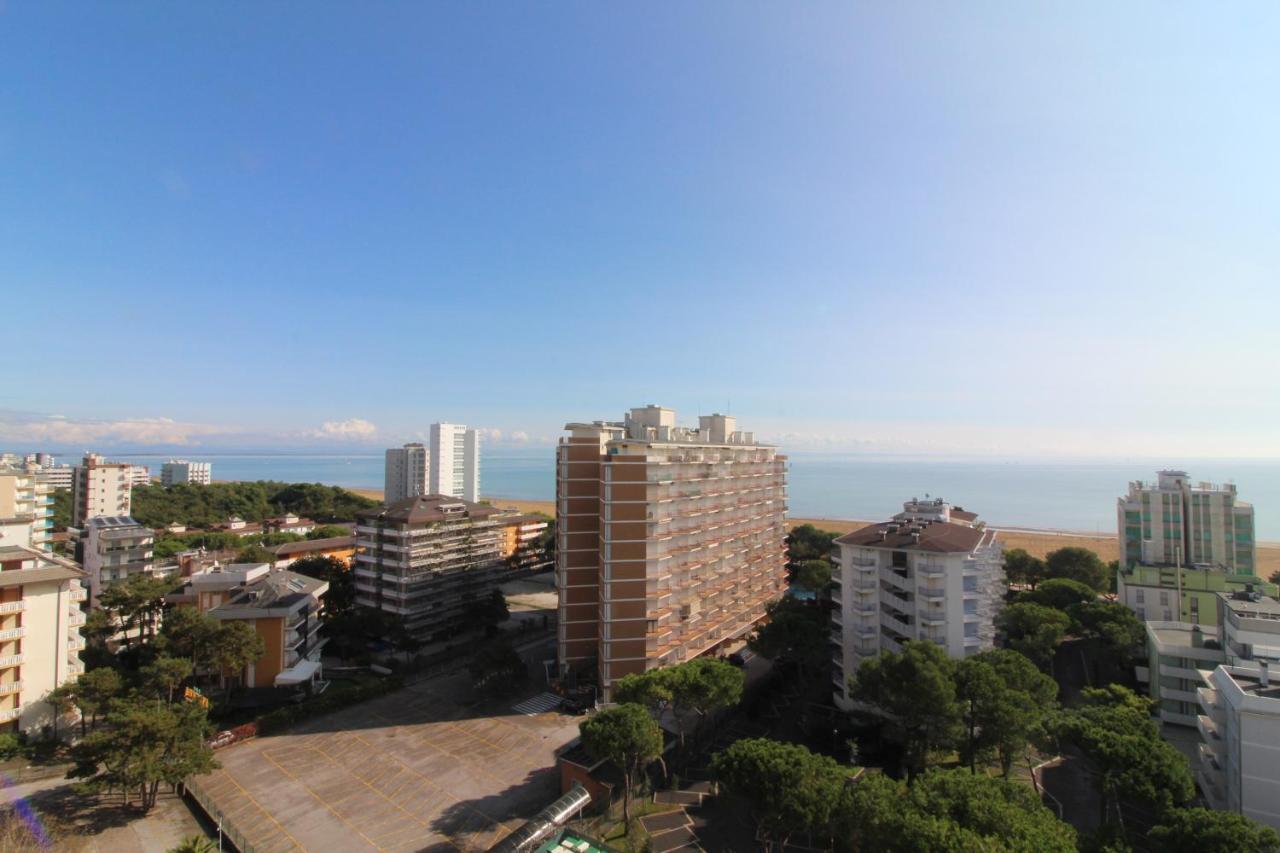Appartamenti Puerto Do Sol Lignano Sabbiadoro Luaran gambar