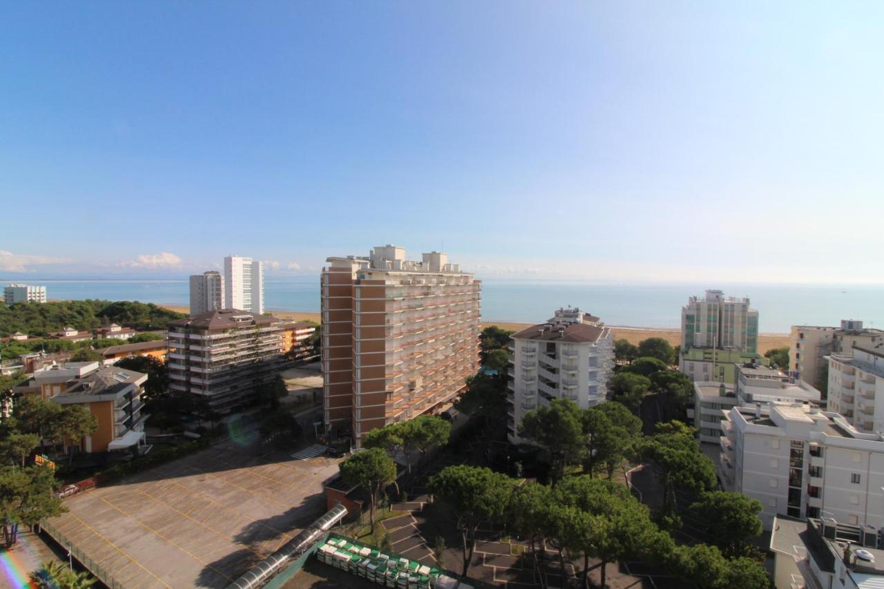 Appartamenti Puerto Do Sol Lignano Sabbiadoro Luaran gambar